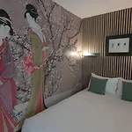 Logis Lafayette France Hotell 3*