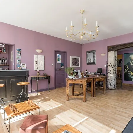 Logis Lafayette France Hotel