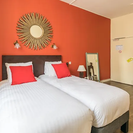 Hotel Logis Lafayette France Rochefort (Charente-Maritime)