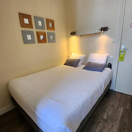 Logis Lafayette France Hotel Rochefort (Charente-Maritime)