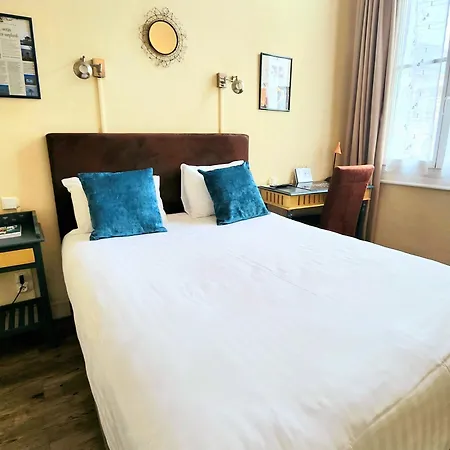 Logis Lafayette France Hotel Rochefort (Charente-Maritime)