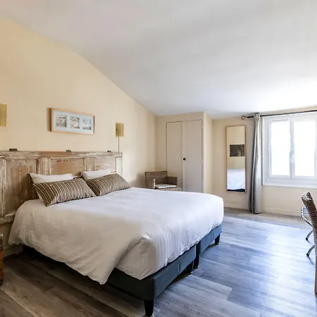 Hotel Logis Lafayette France