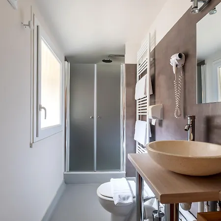 Hotel Logis Lafayette France