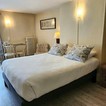 Hotel Logis Lafayette France