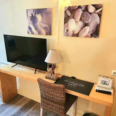 Logis Lafayette France Hotel Rochefort (Charente-Maritime)