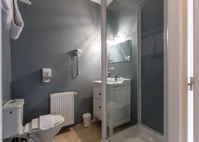 Logis Lafayette France Hotel