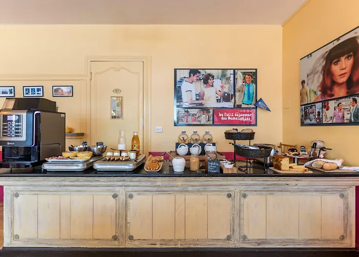 Logis Lafayette France Hotel