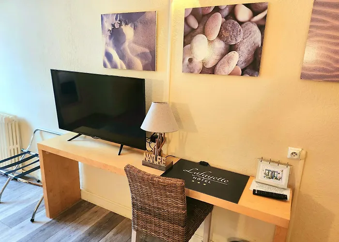 Logis Lafayette France Hotel Rochefort (Charente-Maritime)